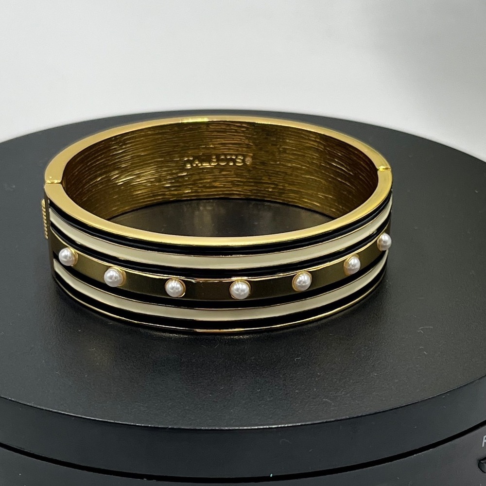Talbots Signed Black White Striped Pearl Enamel Gold-tone Hinged Bangle Bracelet